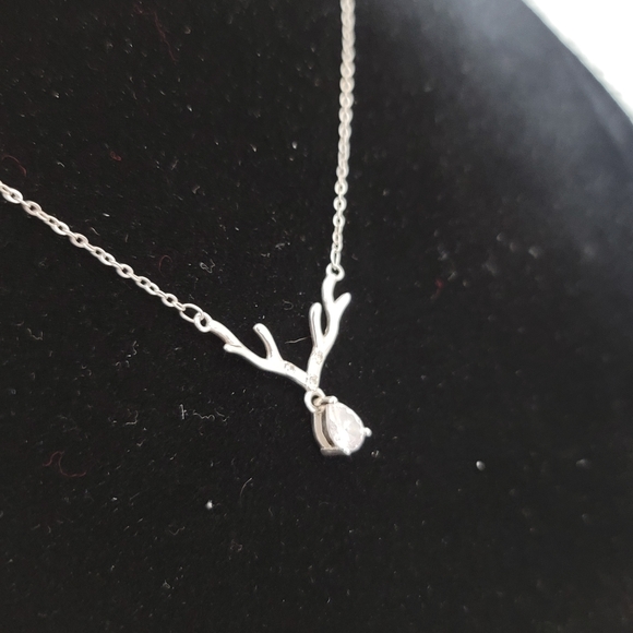 925 Sterling Silver Antlers Necklace - Picture 4 of 8